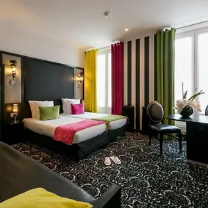 **** Hotel Peyris Opera Francia